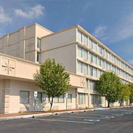 Wynnwood Plaza Hotel - Newport News Dış mekan fotoğraf