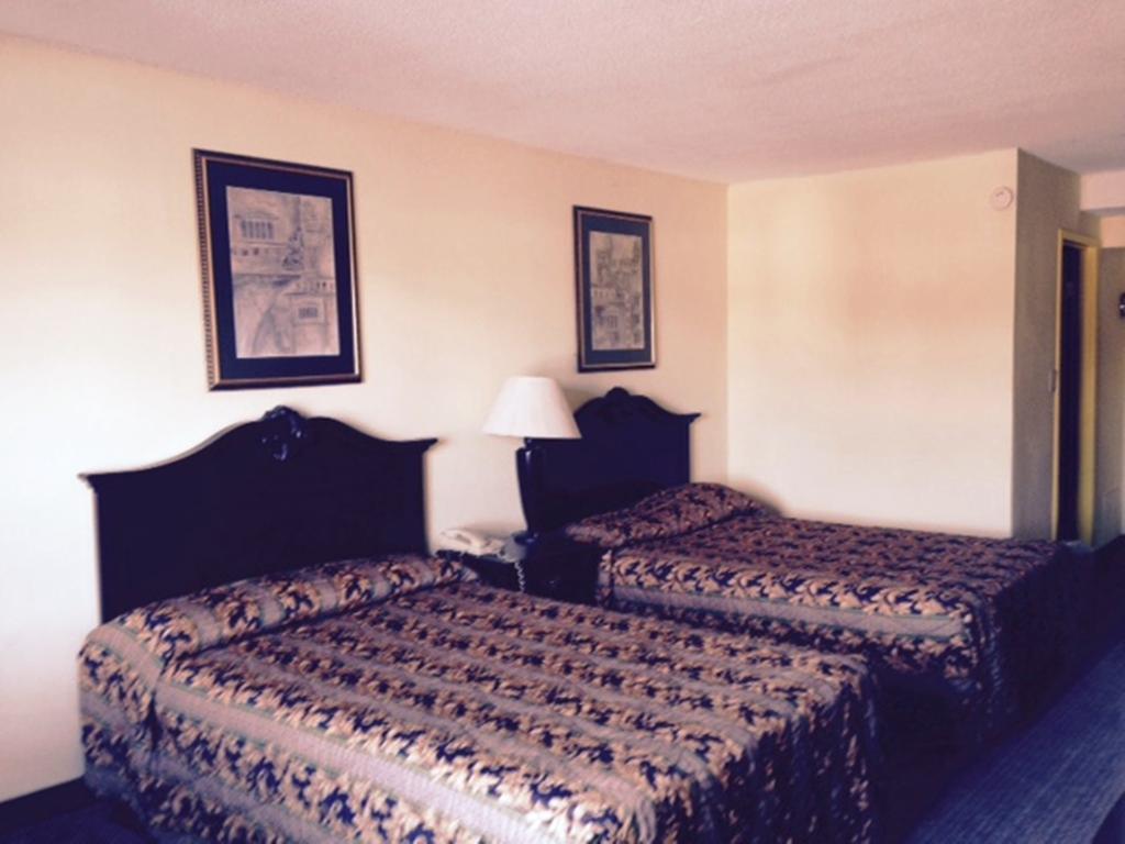 Wynnwood Plaza Hotel - Newport News Dış mekan fotoğraf
